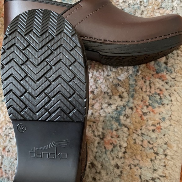 Dansko Professional Clog- Brand New / Unworn - Picture 2 of 4